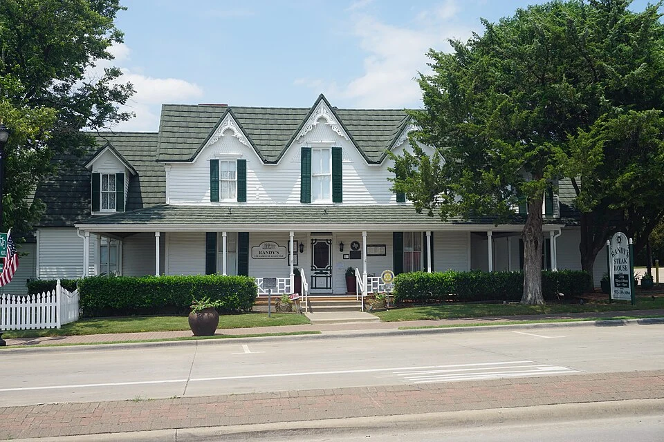 The former T. J. Campbell House, shown as Randy’s Steakhouse in Frisco in June 2019